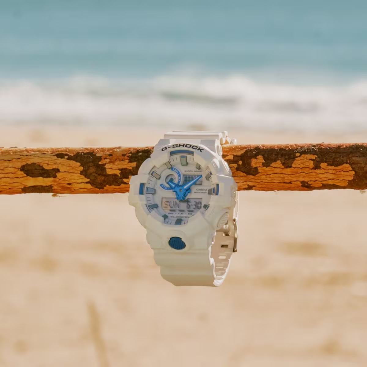 カシオ CASIO G-SHOCK GA-700HDS-7AJF ANALOG-DIGITAL GA-700 SERIES