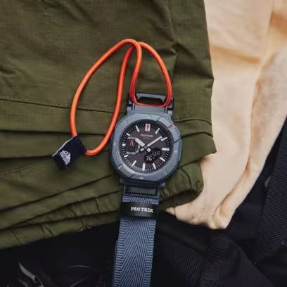 カシオ CASIO PRJ-B001B-2JF Hiker Line