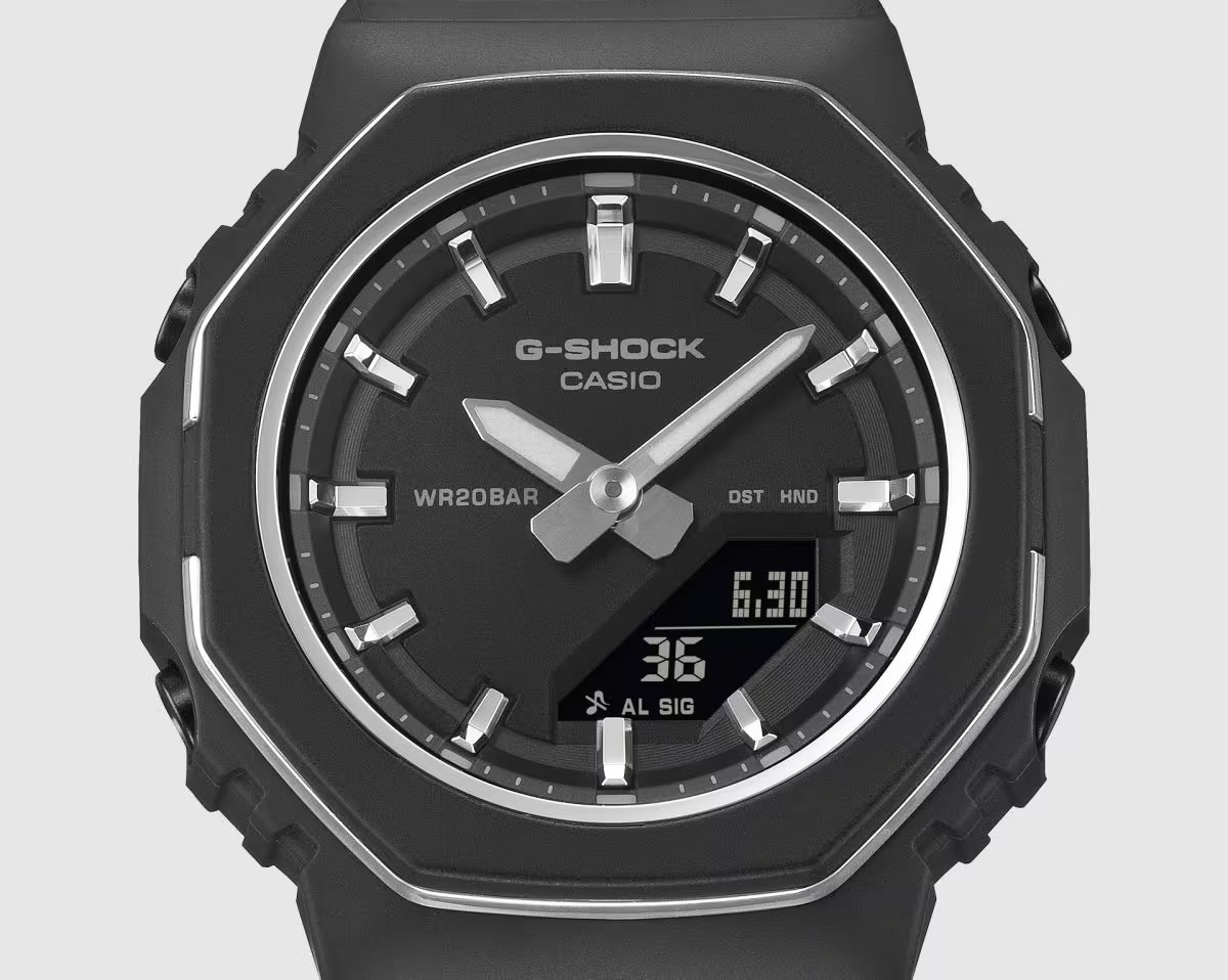 カシオ CASIO G-SHOCK GMA-P2110-1AJF ANALOG-DIGITAL WOMEN