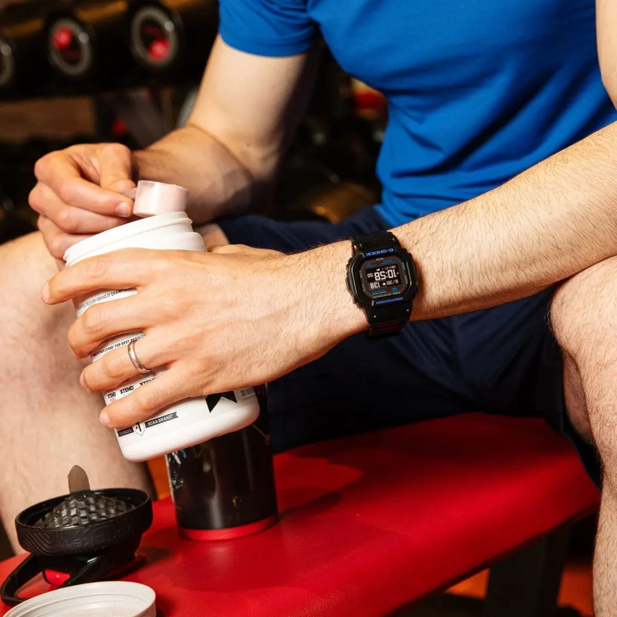 カシオ CASIO G-SHOCK DW-H5600-1A2JR G-SQUAD 5600 SERIES